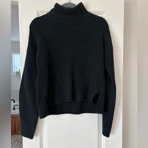 Abercrombie Women's Black Turtleneck Sweater